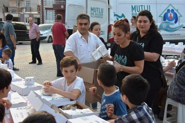 Süleymanpaşa Belediyesi Kadir Gecesi Dolayısıyla Kandil Simidi Dağıttı