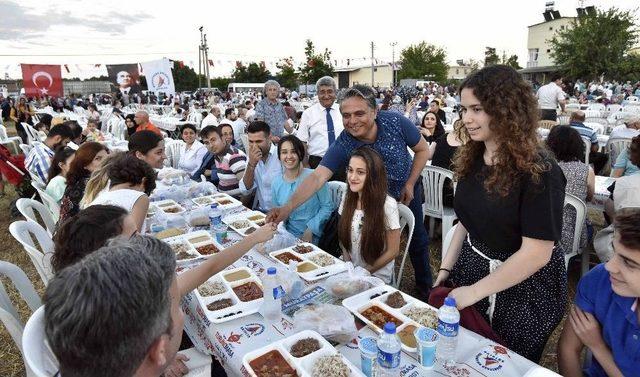 Muratpaşa’dan Mevlitli İftar Yemeği