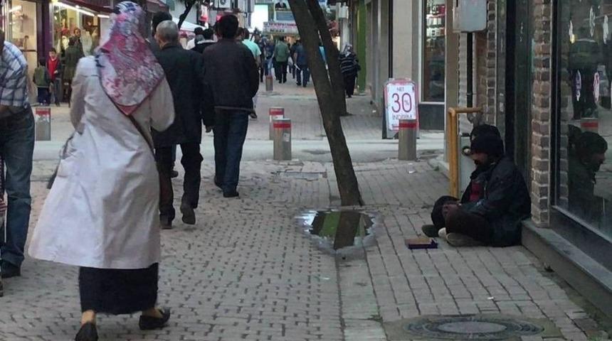 Ordu Valisi: &ldquo;dilencileri &Ccedil;alıştıran Su&ccedil; Şebekeleri Var&rdquo;