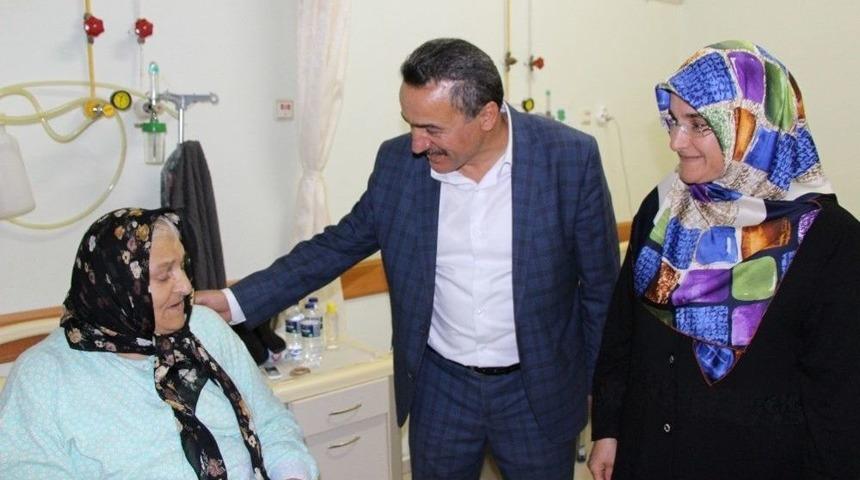 Başkan Tutal, Kadir Gecesinde Hastaları Unutmadı