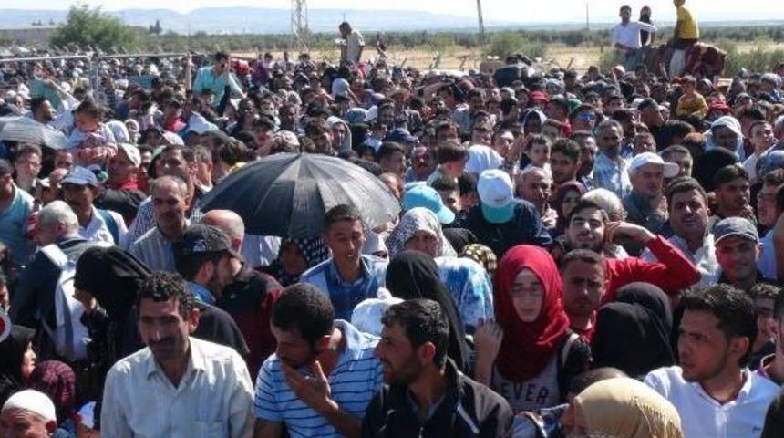 &Uuml;lkelerine D&ouml;nen Suriyelilerin Sayısı 50 Bini Buldu