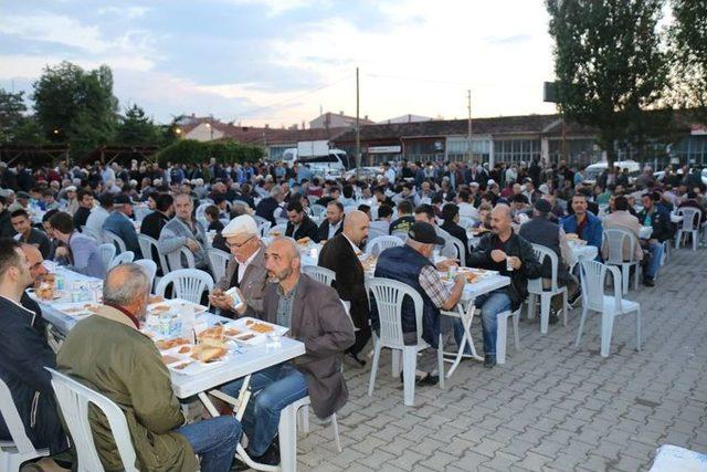 Pazaryeri’nde Ramazan Dolu Dolu Geçiyor