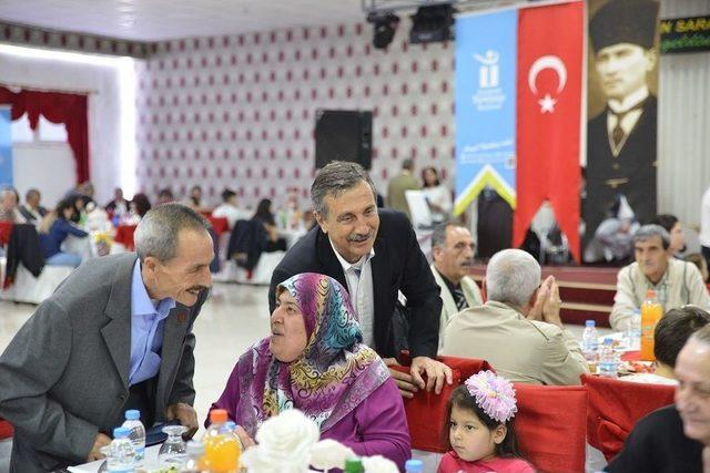 Başkan Ataç, Şehit Ve Gazi Aileleri İle İftarda Buluştu