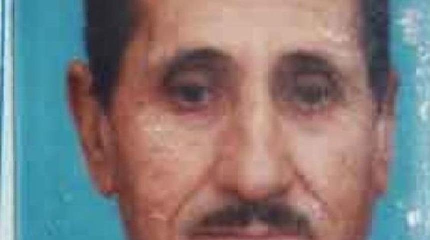 Yolun Karşısına Ge&ccedil;erken Otomobil Altında &Ouml;ld&uuml;