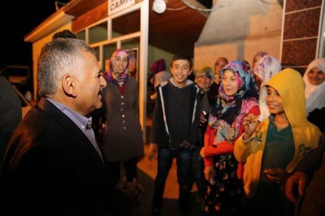 Başkan B&uuml;y&uuml;kkılı&ccedil; Sarımsaklı Ve Hunat Mahallelerinde 1