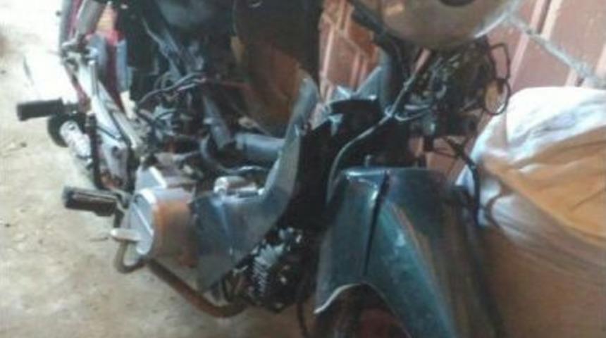 Polise Kızdı, Motosikletini Par&ccedil;aladı