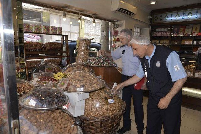 Tepebaşı Zabıtası Bayram Öncesi İş Yeri Denetimlerini Sıklaştırdı