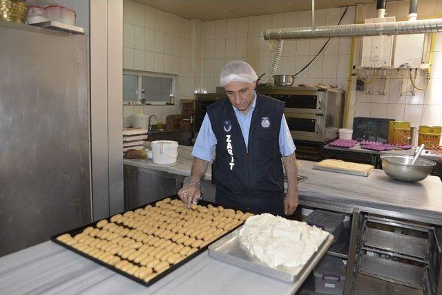 Tepebaşı Zabıtası Bayram Öncesi İş Yeri Denetimlerini Sıklaştırdı