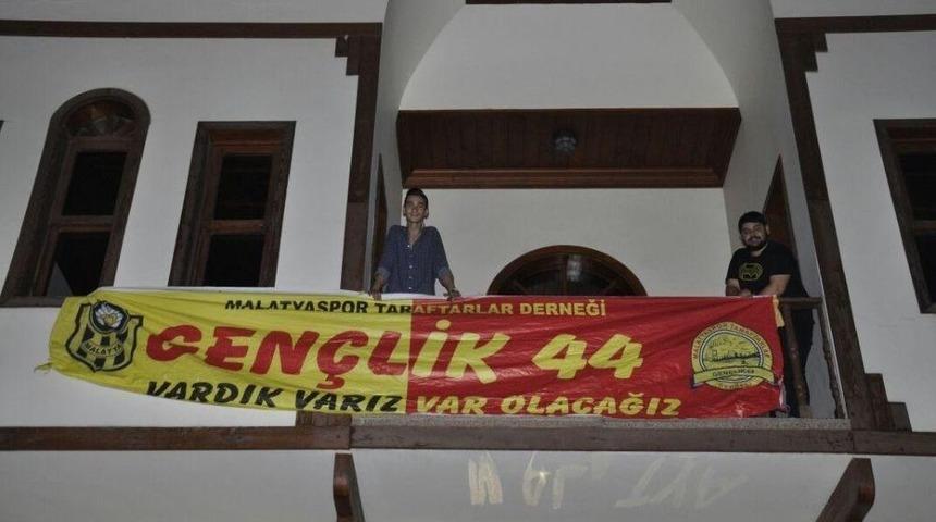 Malatyaspor Gen&ccedil;lik 44 Taraftarlar Derneğinden İftar