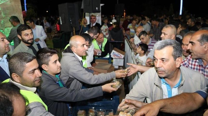 Kilis Belediyesi Tarafından Kadir Gecesi Programı D&uuml;zenlendi