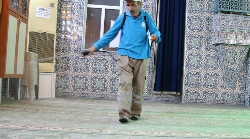 Haliliye Belediyesinden İbadethanelere G&uuml;l Suyu