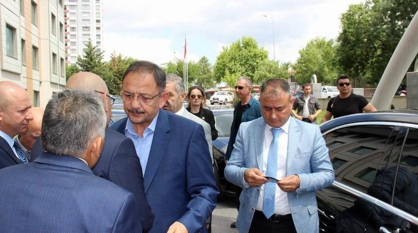 Bakan &Ouml;zhaseki&rsquo;nin Annesi Vefat Etti