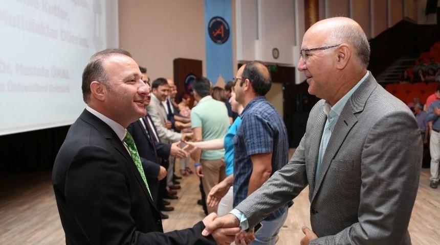 Akdeniz &Uuml;niversitesi Bayramlaştı