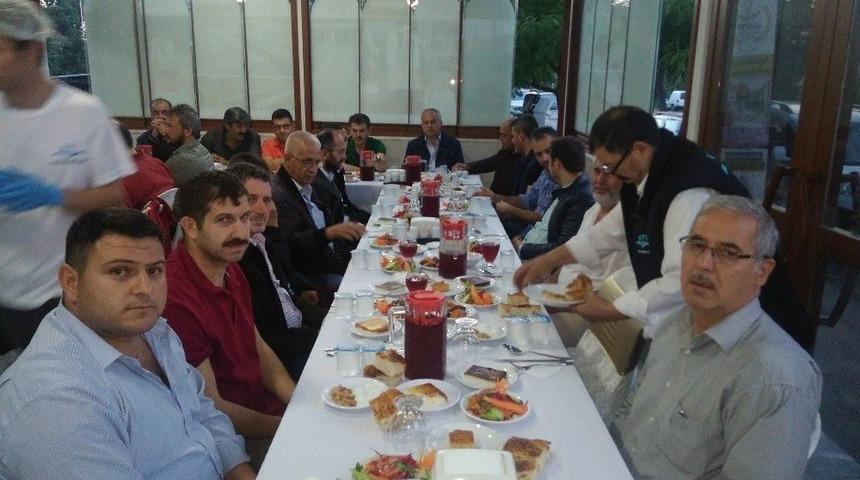 K&ouml;sek&ouml;y&rsquo;de İftar Buluşması