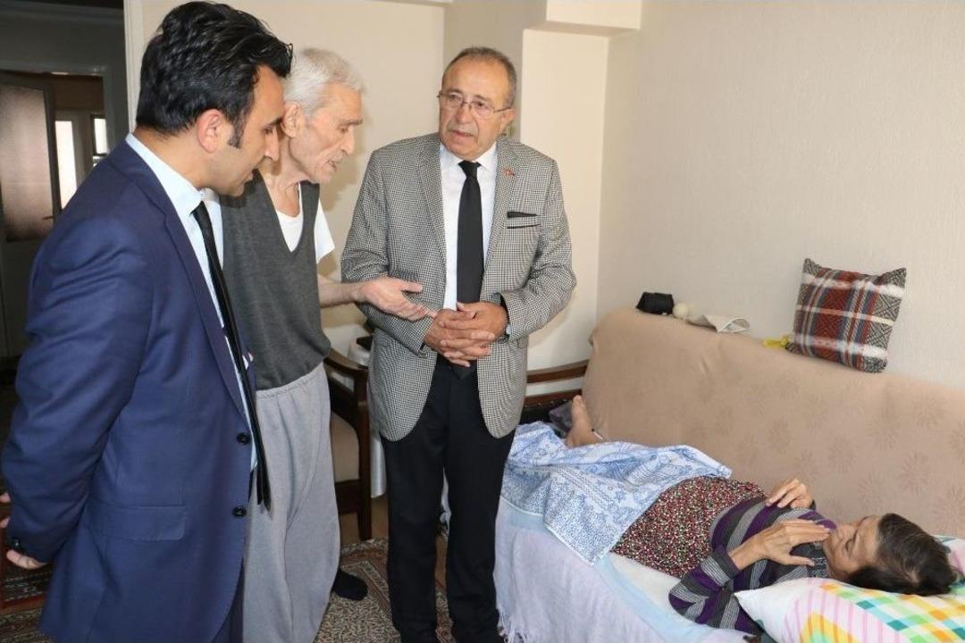 Evde Bakım Hizmeti Alanlara Bayramlık &Ouml;zen