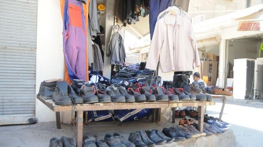 İkinci El Kıyafet Pazarında Bayram Yoğunluğu