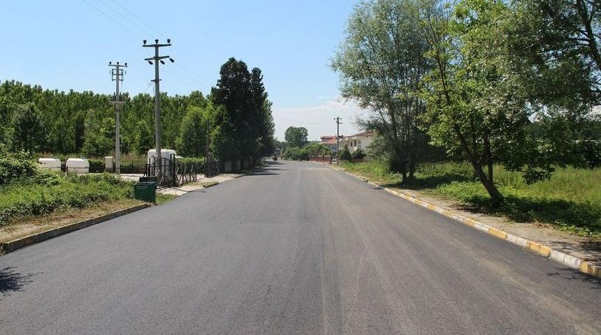 Akyazı Yahyalı&rsquo;da Sıcak Asfalt Mutluluğu