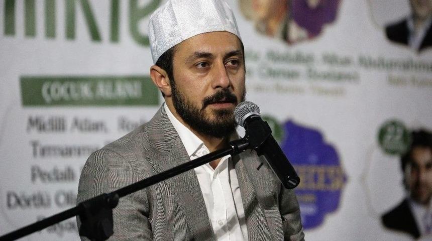 Başiskele Belediyesi Kadir Gecesinde Kuran Ziyafeti Yaptı