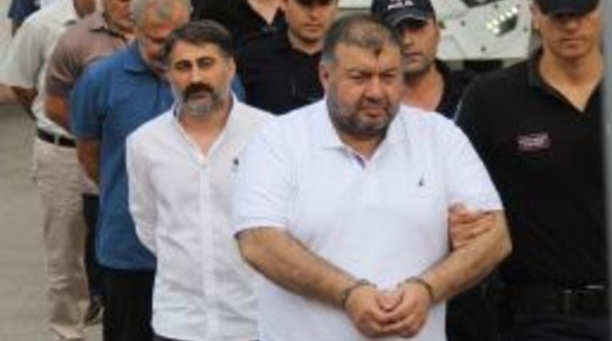 İcra &Ccedil;etesine 5 Tutuklama