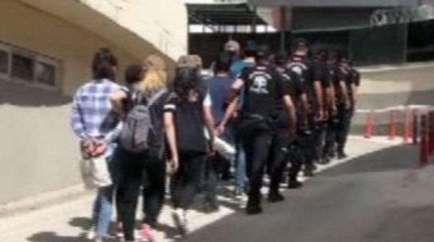 Gaziantep&rsquo;te Pkk/kck Operasyonu: 12 G&ouml;zaltı