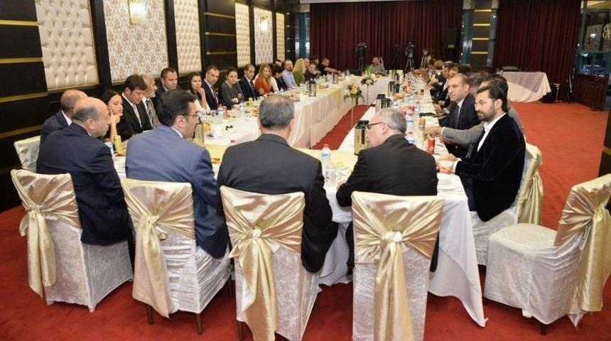G&uuml;mr&uuml;k Ve Ticaret Bakanı T&uuml;fenkci, Ankara&rsquo;da Basın Mensuplarıyla İftar Yaptı