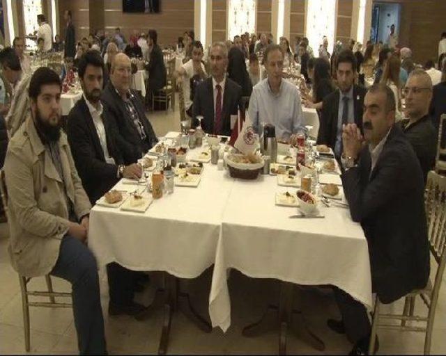 Şehit Aileleri Ve Gaziler Iftar Yemeğinde Bir Araya Geldi