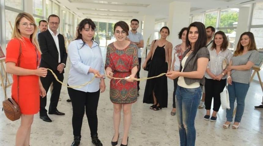 Nil&uuml;fer Belediyesi Personelinden Ebru Sergisi