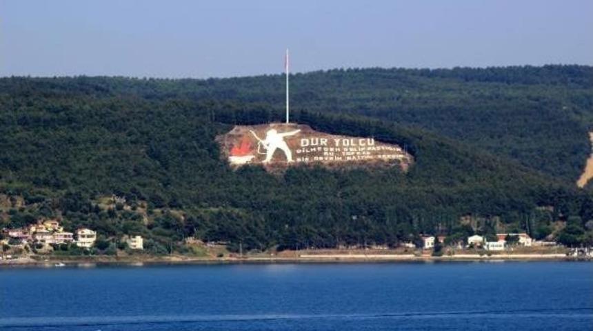 &Ccedil;anakkale'nin Simgesine 55 Metrelik Dev Bayrak Direği