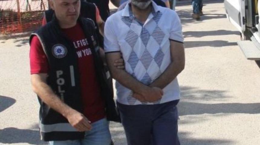 Fet&ouml;&rsquo;den G&ouml;zaltına Alınan 11 Polis Adliyeye Sevk Edildi