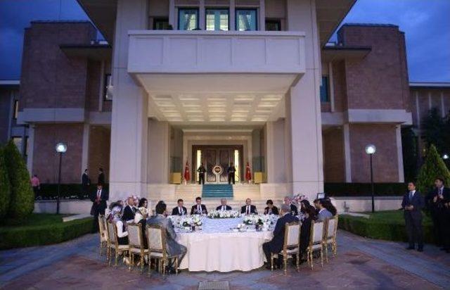 Başbakan Yıldırım'dan Başbakanlık Personeline Çankaya Köşkü'nde Iftar