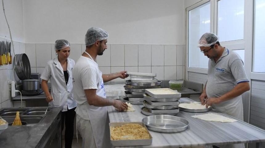 Konyaaltı Zabıtadan, Bayram Denetimi