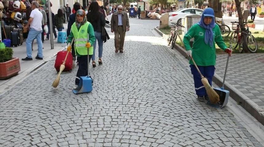 Odunpazarı Bayrama Hazır