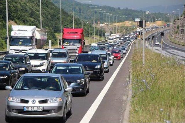 Bolu Dağı'nda Bayram Tatili Yoğunluğu