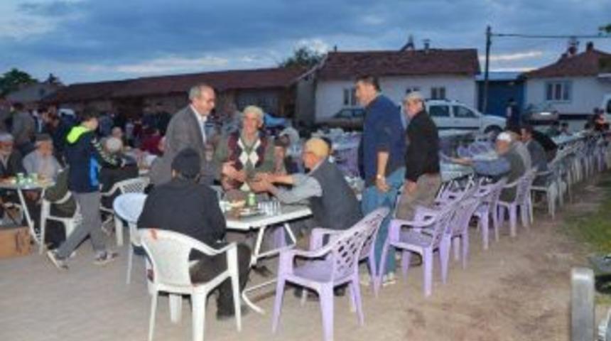 Aslanapa&rsquo;da Mahalle İftarları