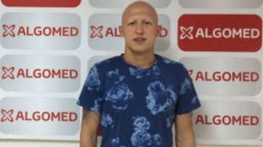 Sezer &Ouml;zmen, Sağlık Kontrol&uuml;nden Ge&ccedil;ti