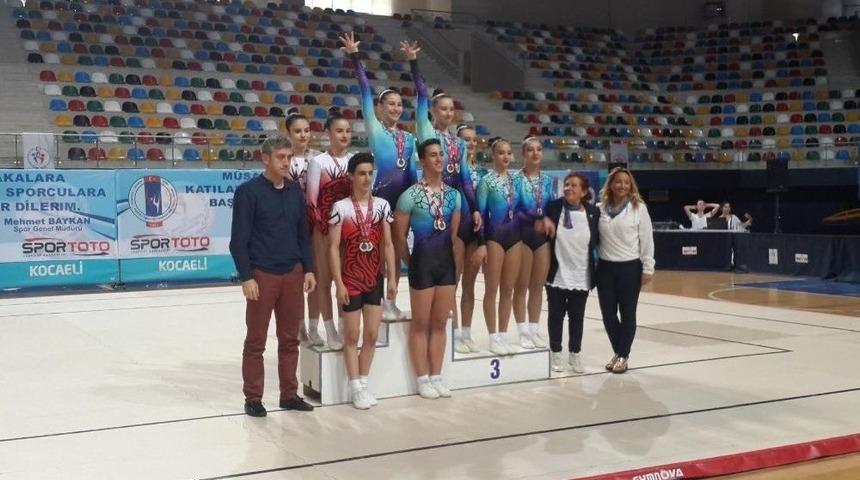 Manisa Bbsk&rsquo;dan Aerobikte Derece