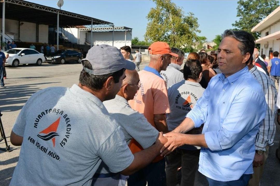 Başkan Uysal, Personeliyle Bayramlaştı