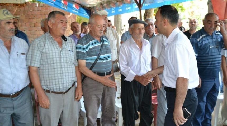 Kaymakam Taşdan, Vatandaşlarla Bayramlaştı