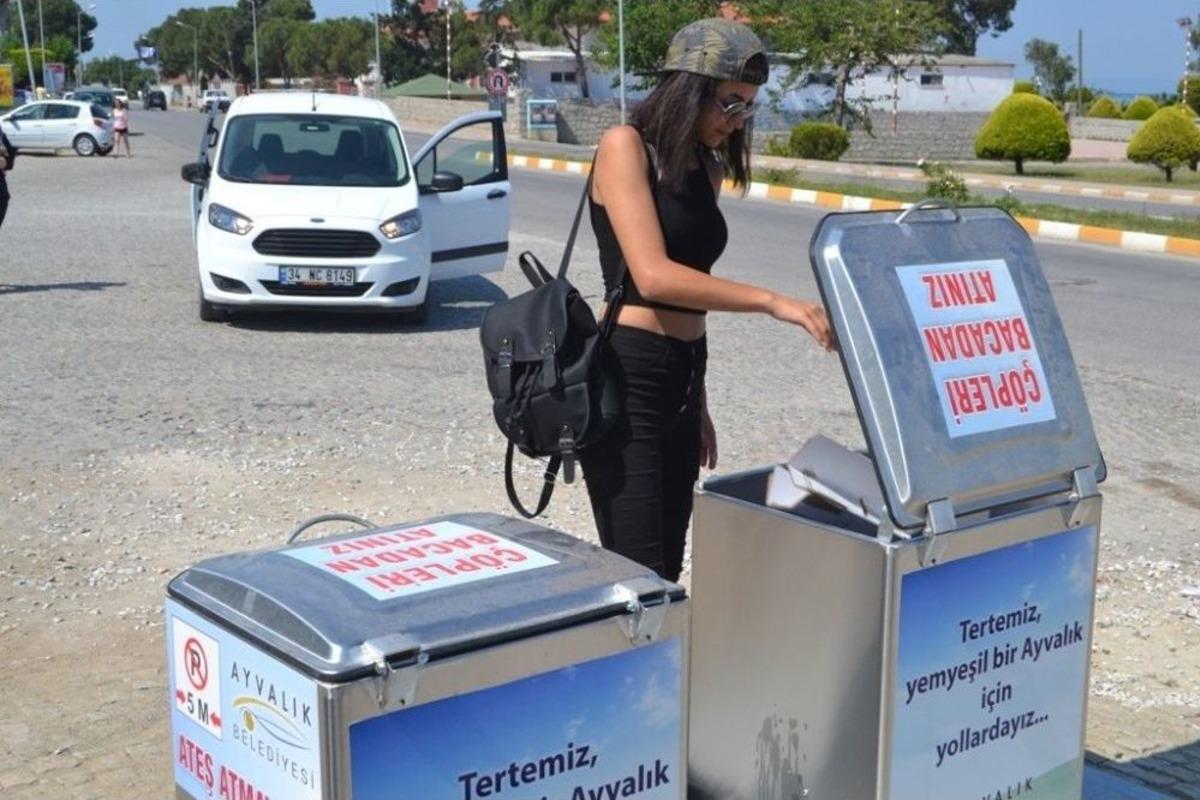 Ayvalık&rsquo;ta &Ccedil;&ouml;p Toplama Da Yeni D&ouml;nem