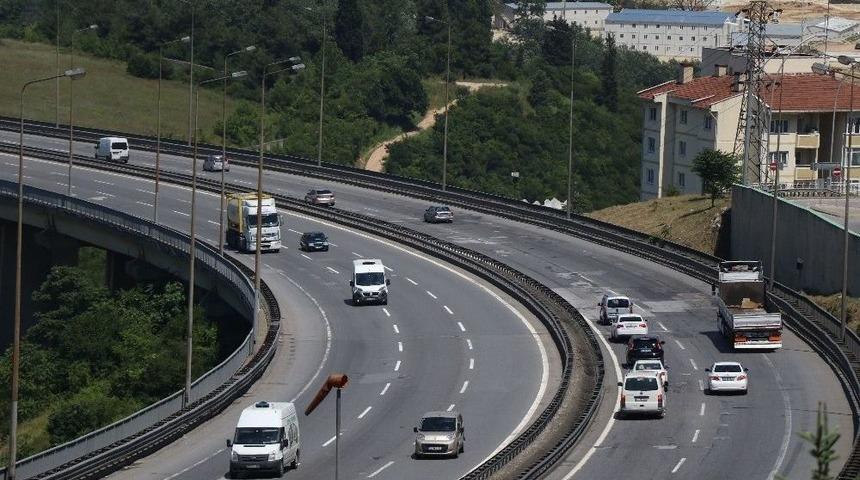 Tem Otoyolunda Trafik Akıcı