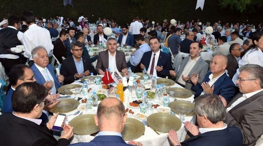 Utso &Uuml;yeleriyle İftarda Buluştu