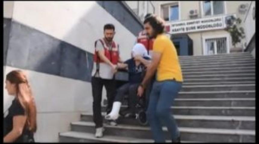 Avm'lerde Hırsızlık Yapan &Ccedil;ete Yakalandı