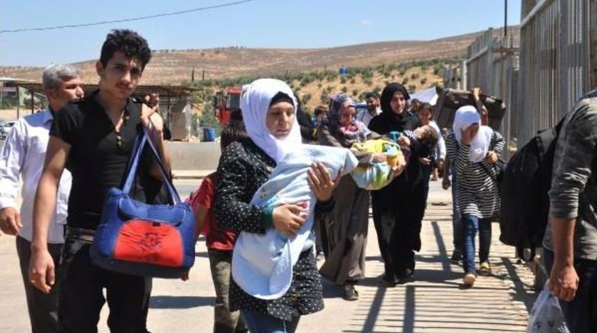 Cilveg&ouml;z&uuml;'nden Bayramlaşmaya Giden Suriyeli Sayısı 118 Bini Aştı