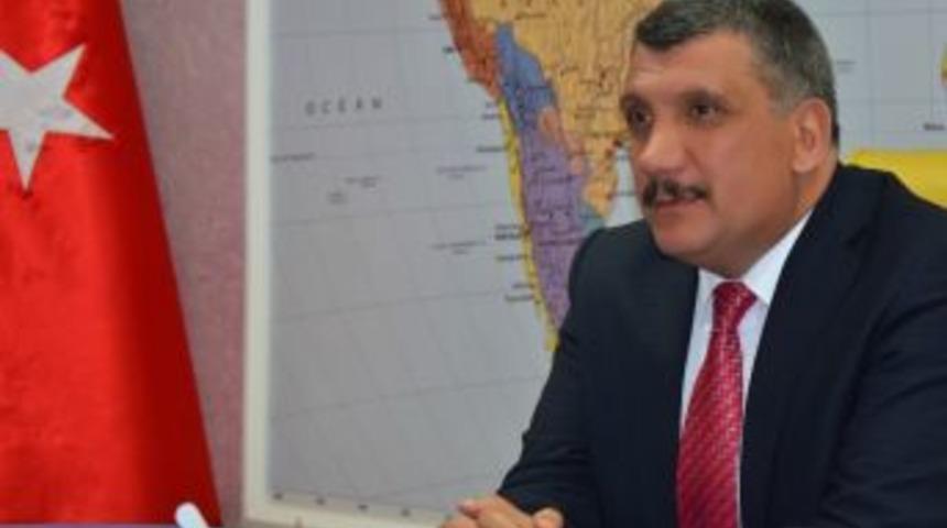 G&uuml;rkan Malatyalıların Bayramını Kutladı