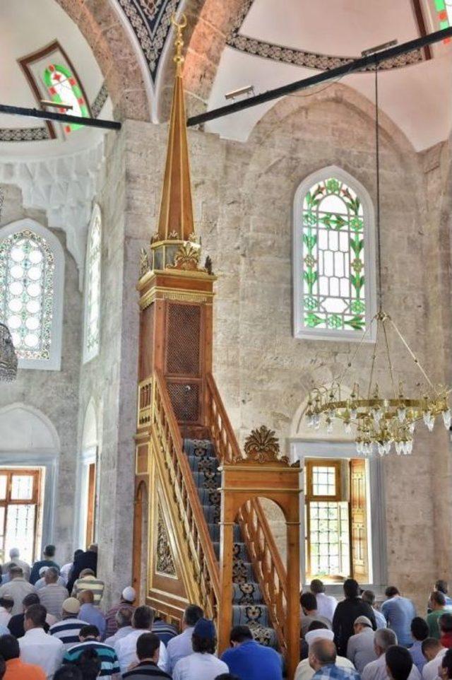 Mimar Sinan’ın Eseri Molla Çelebi Camii Yeniden İbadete Açıldı