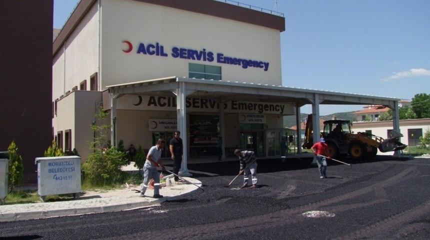 Hastane Acil Yoluna Sıcak Asfalt