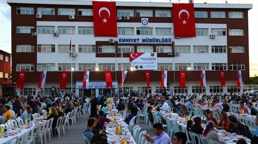 Emniyet Mensupları İftarda Buluştu