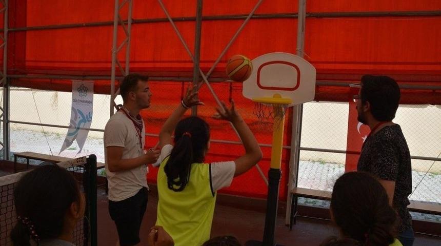 Roman &Ccedil;ocuklara Survivor Heyecanı