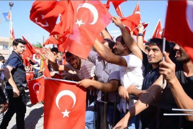 Erdoğan: Rabia'yı Kılıçdaroğlu Ve Kandil'in Atıkları Bilmez