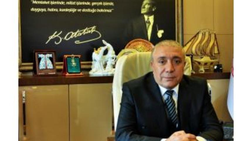 &Ccedil;at Belediye Başkanı Arif Hikmet Kılı&ccedil;, Bayram Dolayısıyla Bir Kutlama Mesajı Yayınladı.